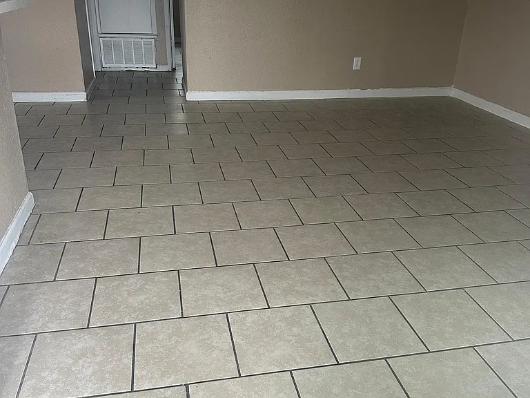 4906 Merritt Cir #C — Photo 6