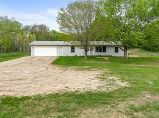 6557 Reams Rd, Alanson, MI 49706