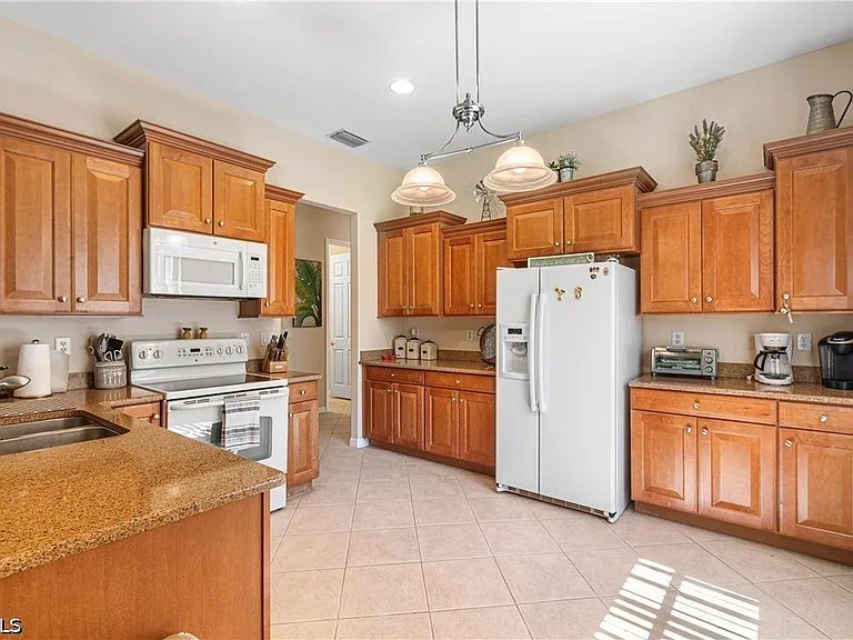 12301 Jewel Stone Ln — Photo 10