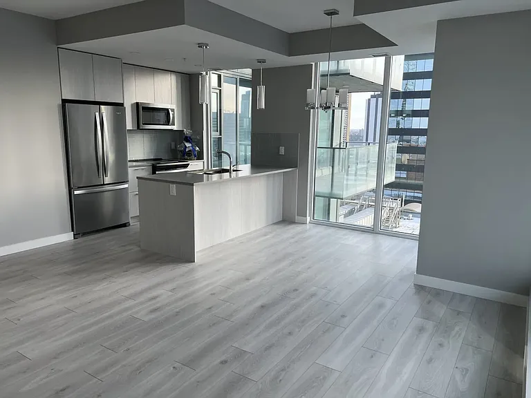 10180 103rd St NW — Photo 12