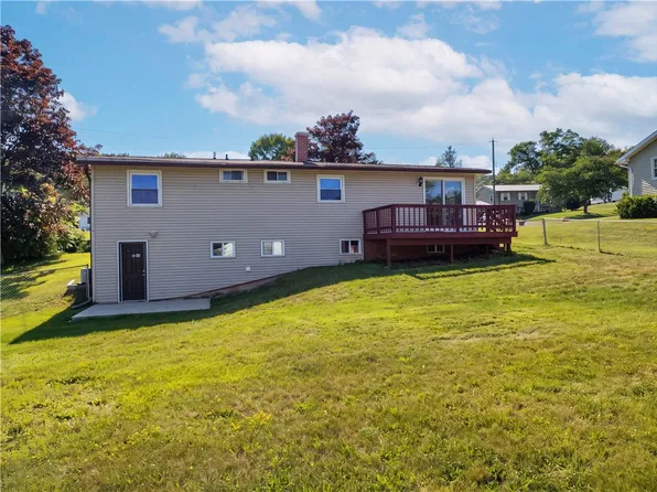 4888 Pinecrest Rd, Millport, NY 14864