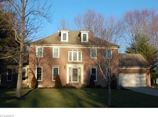 6163 Nicholson Dr, Hudson, OH 44236