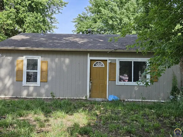1526 Wedgewood Dr, Lawrence, KS 66044