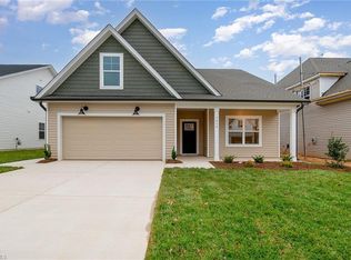 3414 Crimson Wood Dr, Greensboro, NC 27410