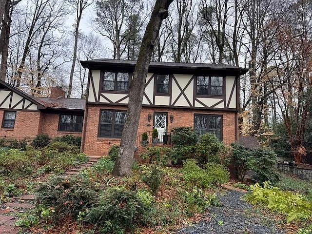 Building Photo - 3324 Henderson Creek Rd