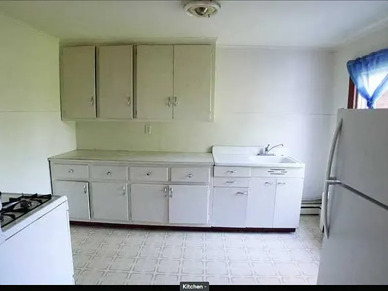 57 North St #2R — Photo 3