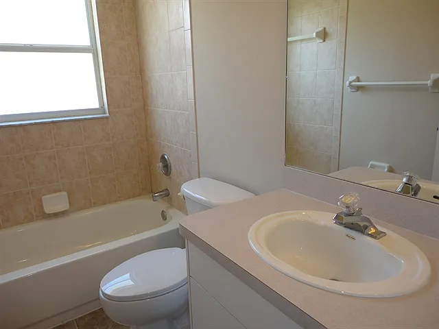 1400 Watermill Cir — Photo 6