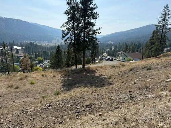 794 S Jefferson St, Republic, WA 99166