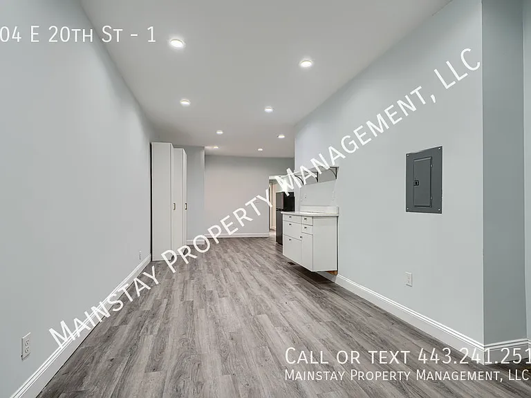 104 E 20th St #1 — Photo 13