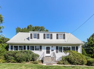 31 Shaw Pl, Hartsdale, NY 10530
