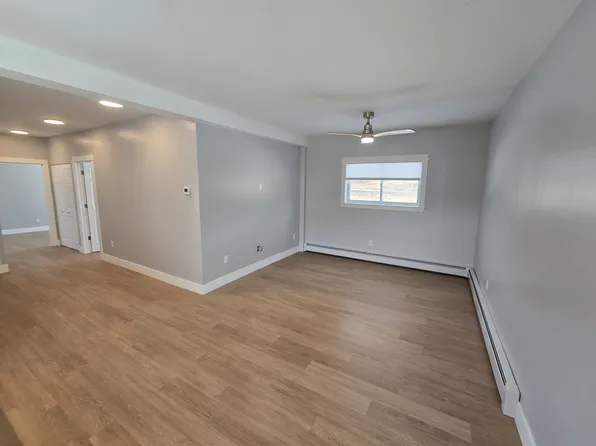 206 State St #1, Bangor, ME 04401