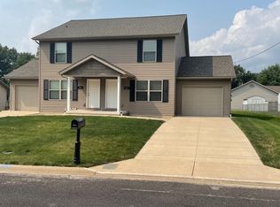 803 Hatterman St, Bartonville, IL 61607