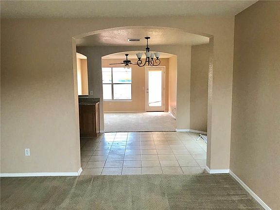 3rd image of 11980 Mesquite Lake Ln