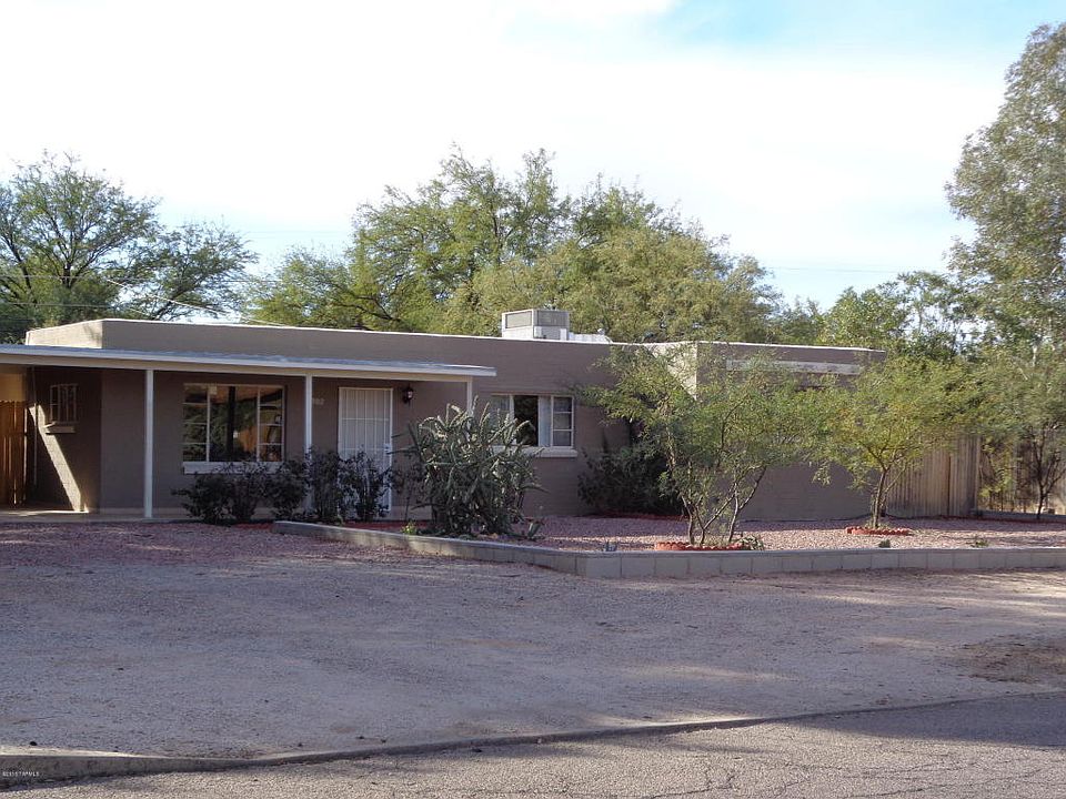1st image of 2902 E Blacklidge Dr