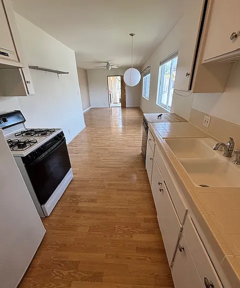 110 Brooks Ave #4 — Photo 14