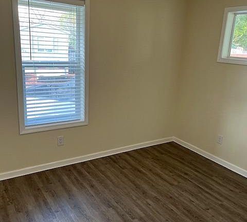 4th image of 314 S Main St #70
