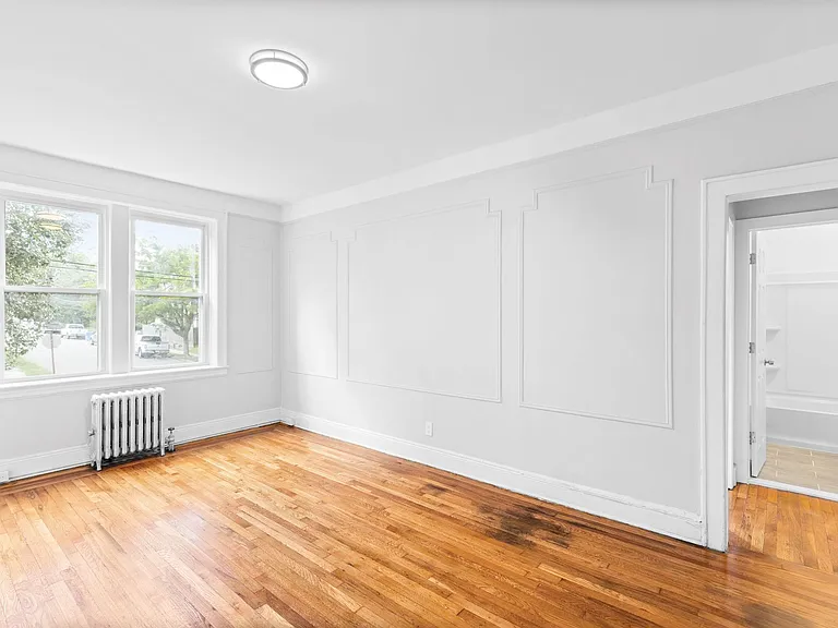 33 Franklin Pl — Photo 6