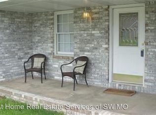 2595 N Honeysuckle Way, Springfield, MO 65802