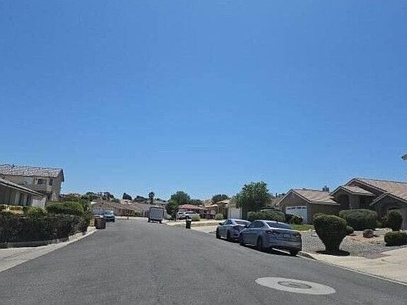 4th image of 13890 Evergreen Ln