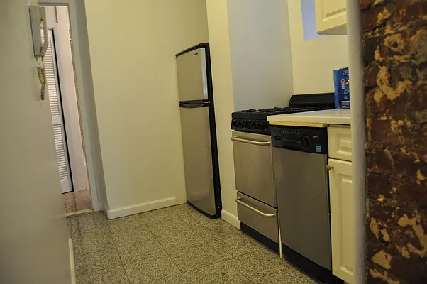 Rented by Sky Management | media 36