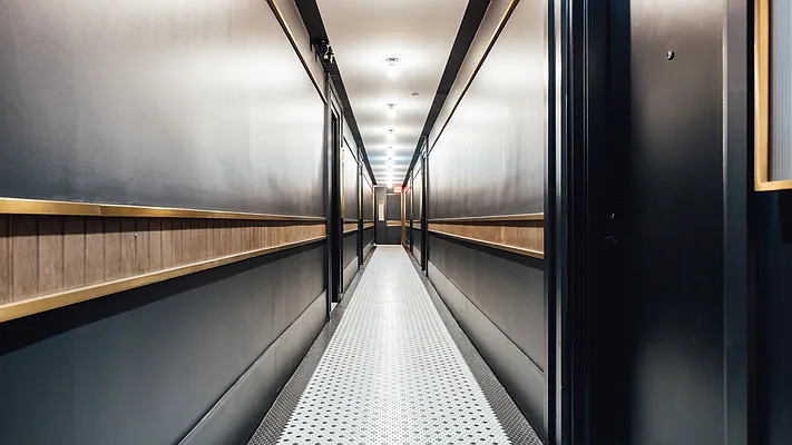 Rented by Nooklyn NYC LLC | media 51