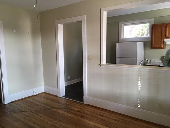 living room pass through to kitchen