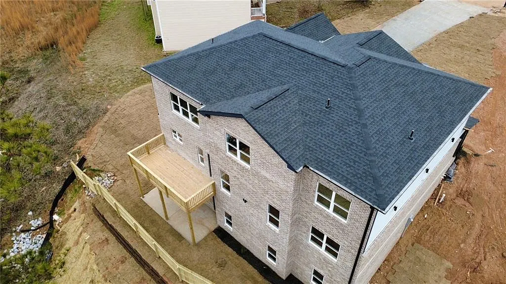 5 bed, 5.5 bath, 3452 sqft, $4,200 — Photo 3