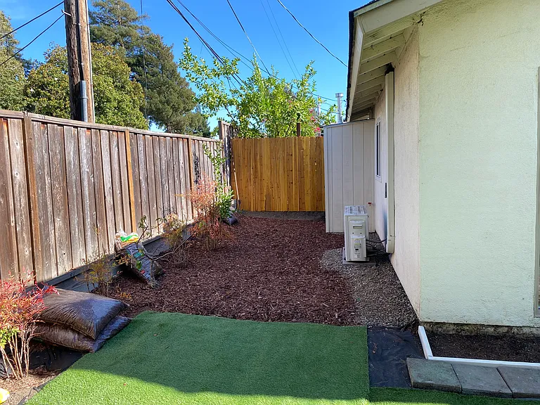 7339 Starward Dr — Photo 11