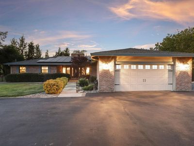 3055 E Forest Lake Rd, Acampo, CA, 95220