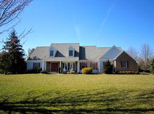 9 Evans Dr, West Windsor, NJ 08550
