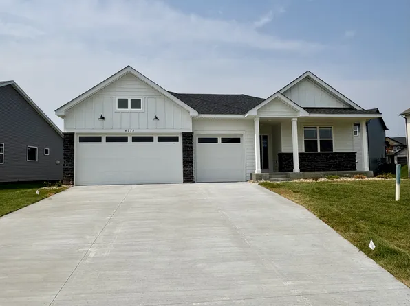 4975 Noble Dr NW, Rochester, MN 55906