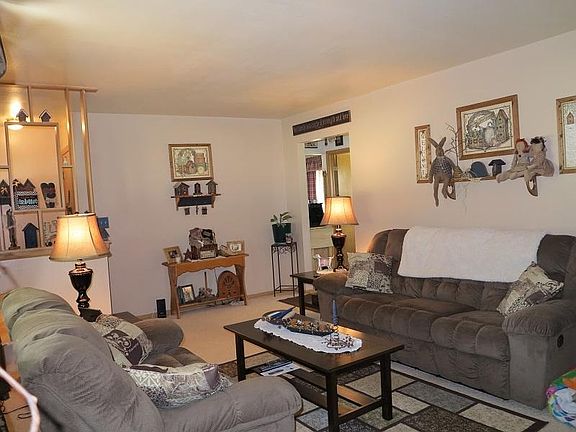 4th image of 8284 N 48th St