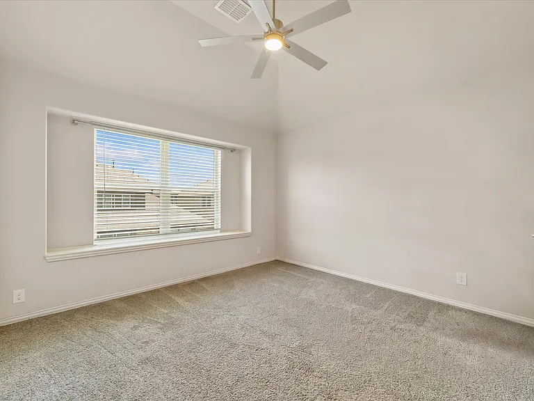2413 Loxley Dr — Photo 29