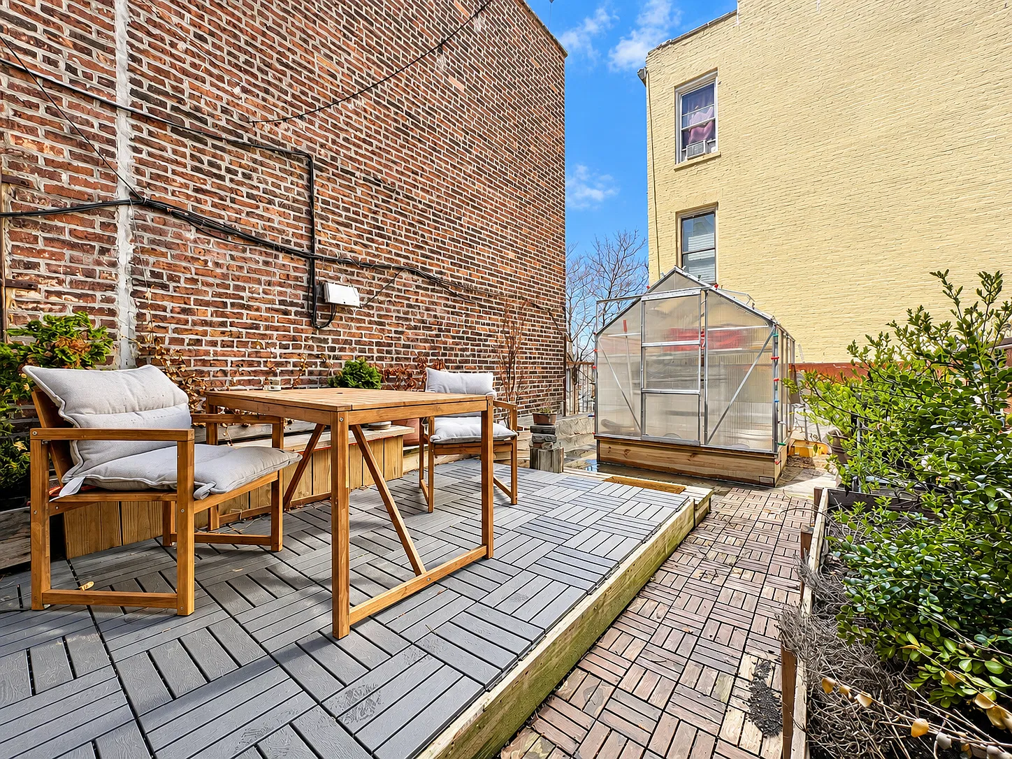169 Park Avenue — Photo 1