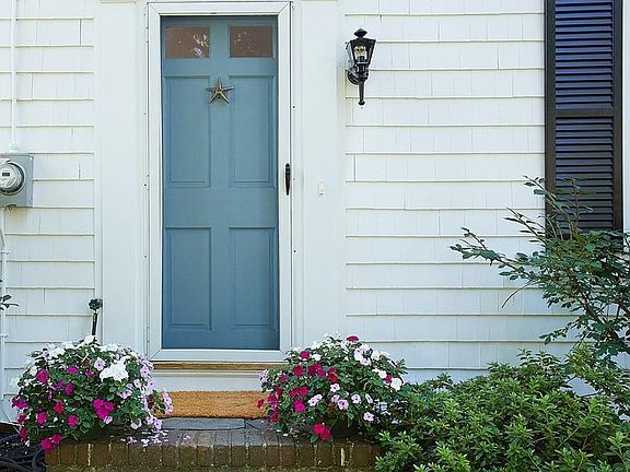 3rd image of 65 Gannett Rd