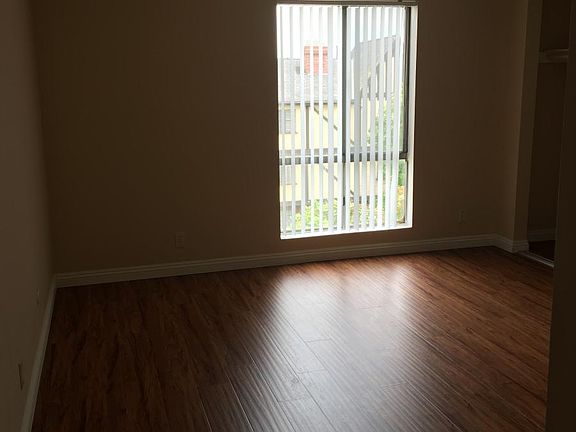 4th image of 215 N Belmont St APT 301