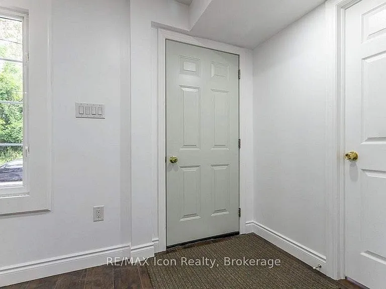 1270 Spring Gardens Rd — Photo 7