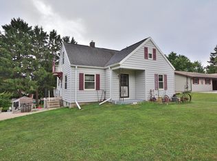 2105 Northview Rd, Waukesha, WI 53188