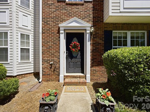 2nd image of 6721 Mountain Majesty Way