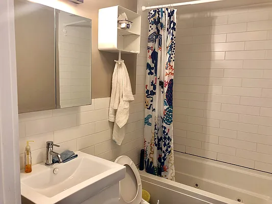 Rented by Yup Realty LLC | media 103