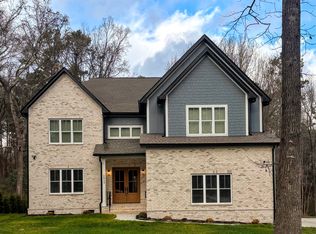 2915 McLendon Rd, Matthews, NC 28104