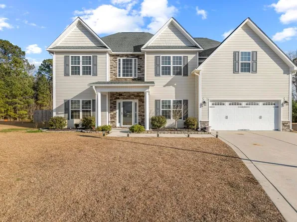 613 Cray Cv, Jacksonville, NC 28546