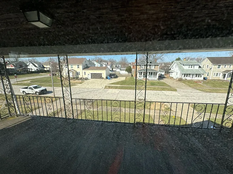 839-841 Allison Ave — Photo 9