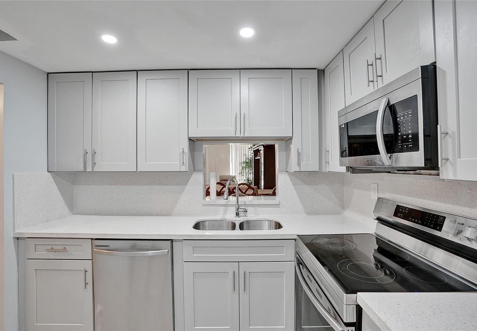 7850 W Mcnab Road #101