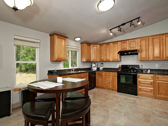 4th image of 2571 E Saint Andrews Dr N