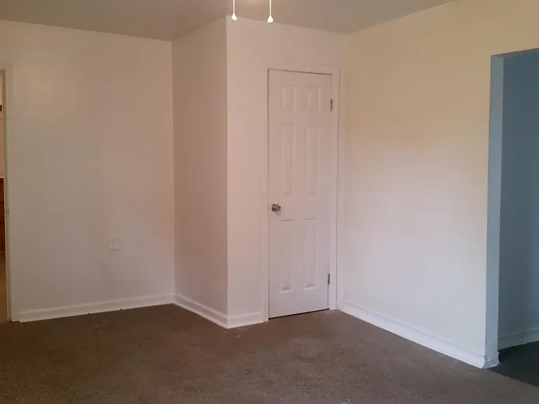 605 Herald St — Photo 9