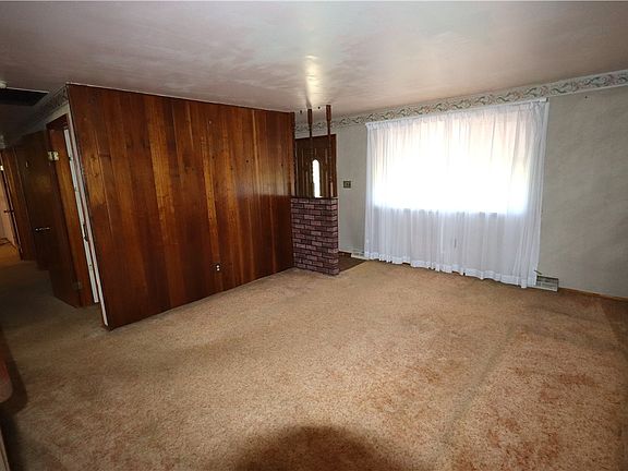 5th image of 123 Eckstein Rd