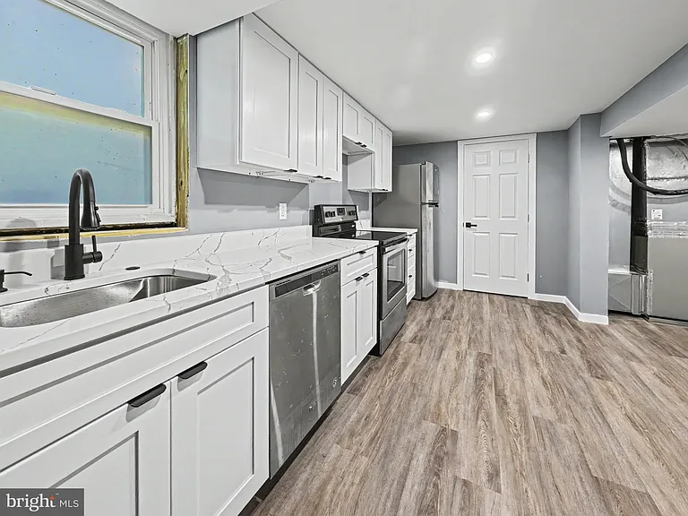 2603 Mary Pl — Photo 2