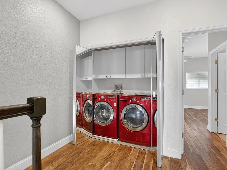 4639 Mirabella Ct — Photo 34