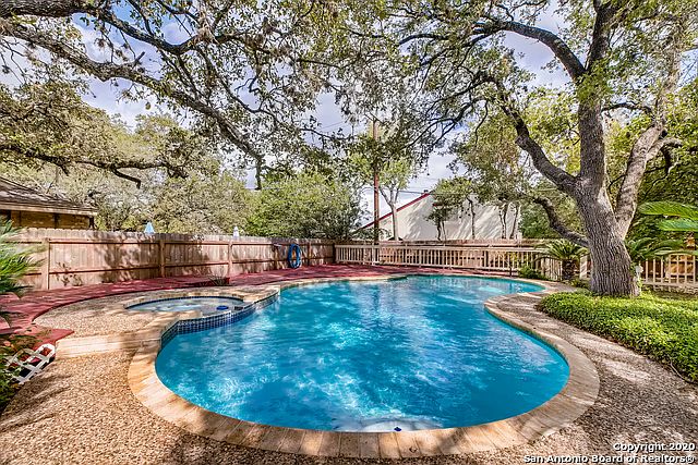 1st image of 1519 Periwinkle Pl